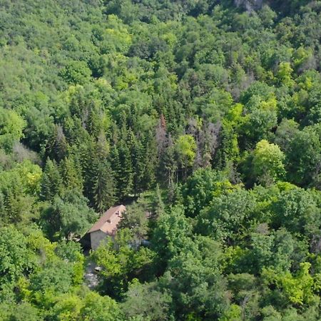Крушун - Единствена На Метри От Водопадите, Krushun - The Only Stay Just Meters From The Waterfalls Κρουσούνα Εξωτερικό φωτογραφία