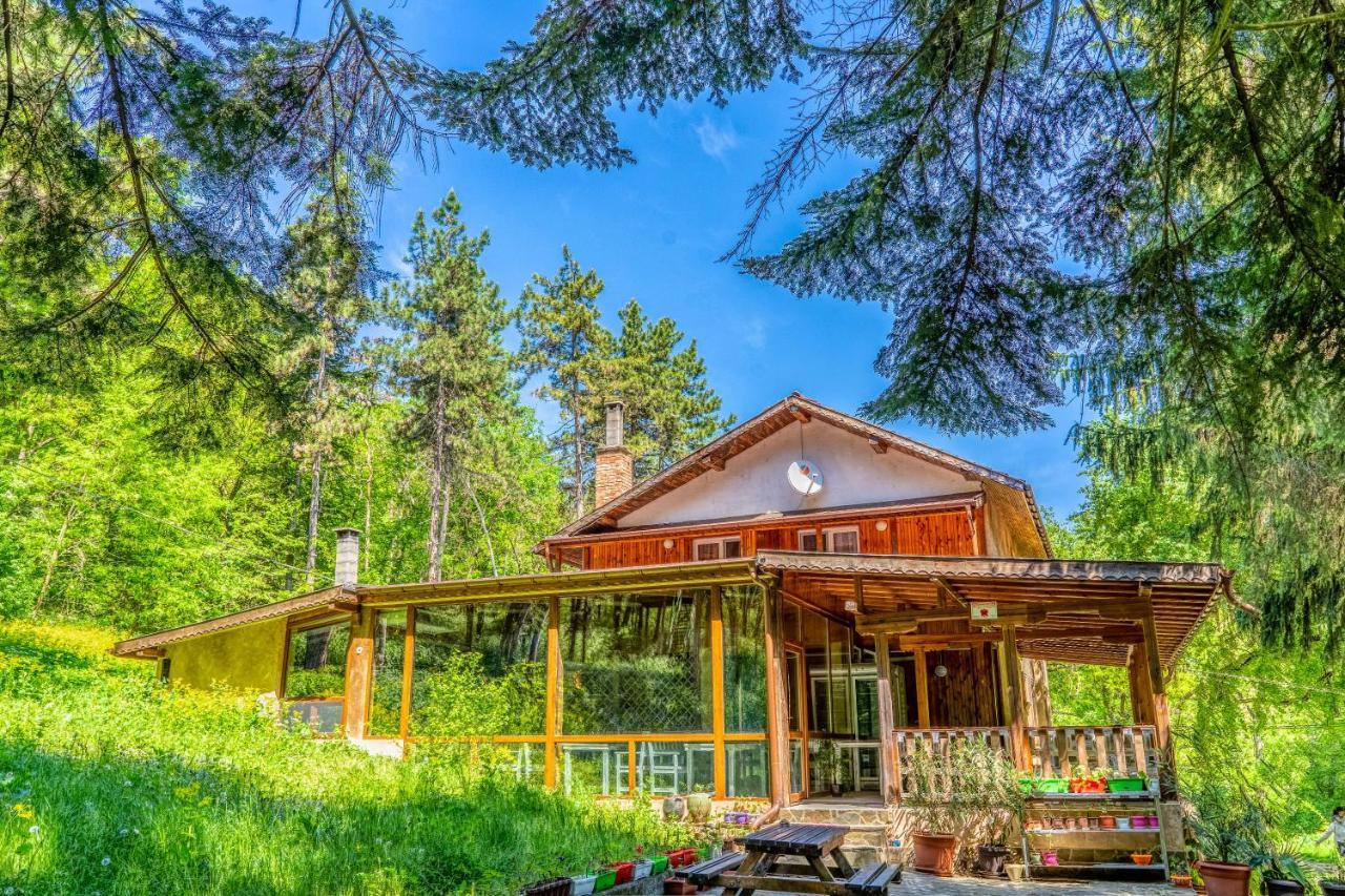 Крушун - Единствена На Метри От Водопадите, Krushun - The Only Stay Just Meters From The Waterfalls Κρουσούνα Εξωτερικό φωτογραφία