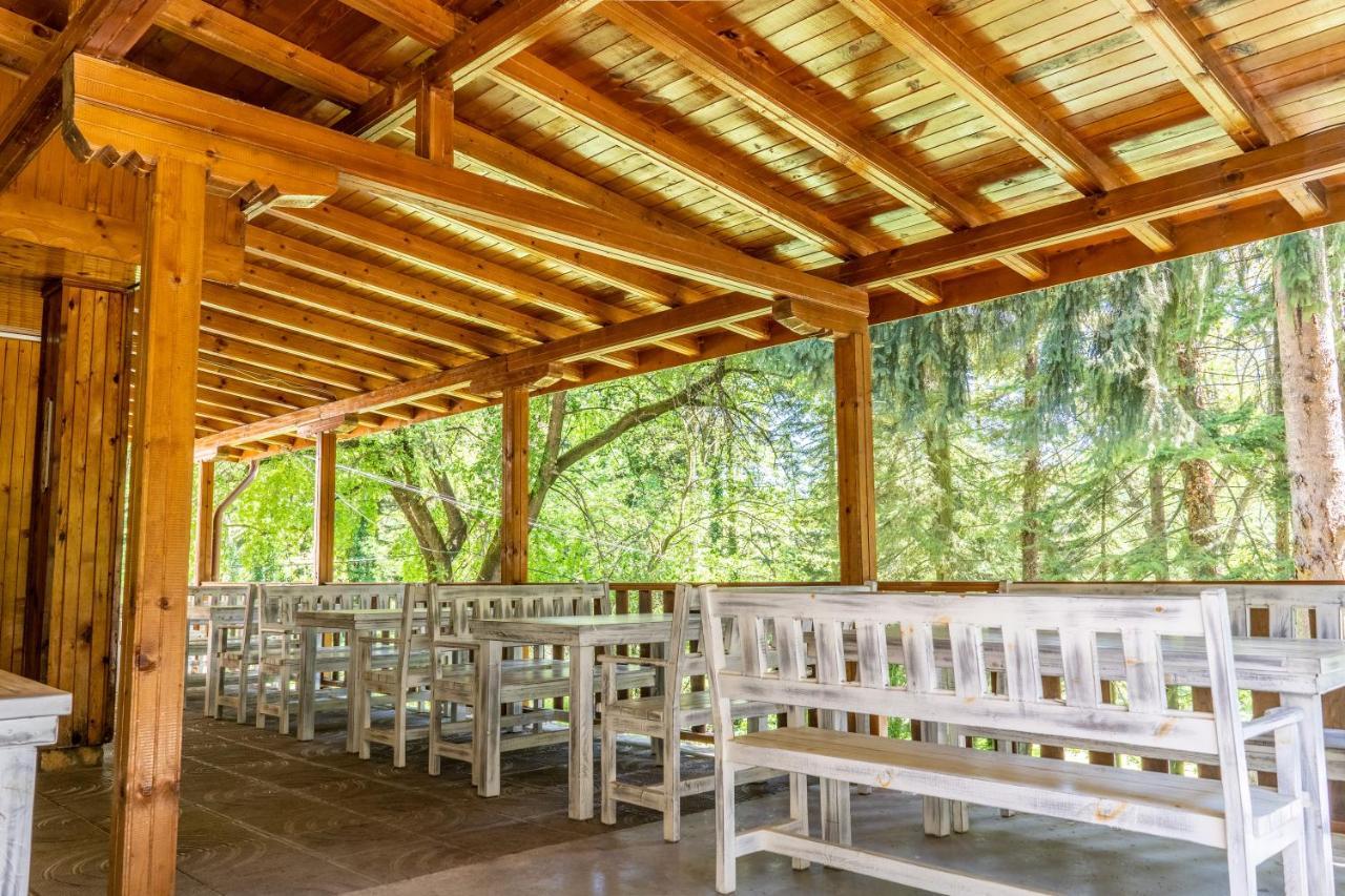Крушун - Единствена На Метри От Водопадите, Krushun - The Only Stay Just Meters From The Waterfalls Κρουσούνα Εξωτερικό φωτογραφία