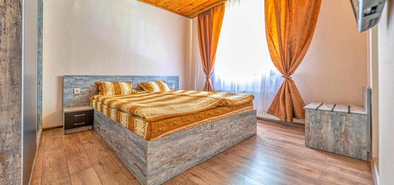 Крушун - Единствена На Метри От Водопадите, Krushun - The Only Stay Just Meters From The Waterfalls Κρουσούνα Εξωτερικό φωτογραφία