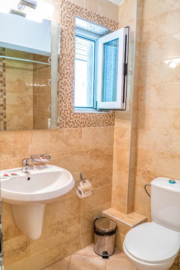 Крушун - Единствена На Метри От Водопадите, Krushun - The Only Stay Just Meters From The Waterfalls Κρουσούνα Εξωτερικό φωτογραφία