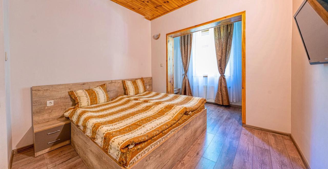 Крушун - Единствена На Метри От Водопадите, Krushun - The Only Stay Just Meters From The Waterfalls Κρουσούνα Εξωτερικό φωτογραφία