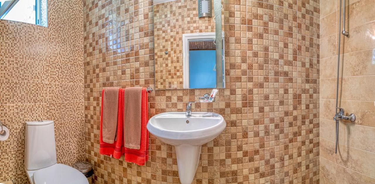 Крушун - Единствена На Метри От Водопадите, Krushun - The Only Stay Just Meters From The Waterfalls Κρουσούνα Εξωτερικό φωτογραφία