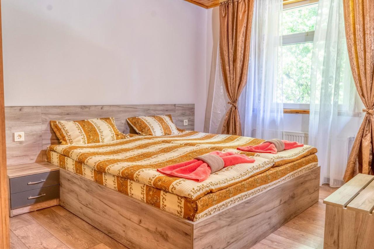 Крушун - Единствена На Метри От Водопадите, Krushun - The Only Stay Just Meters From The Waterfalls Κρουσούνα Εξωτερικό φωτογραφία